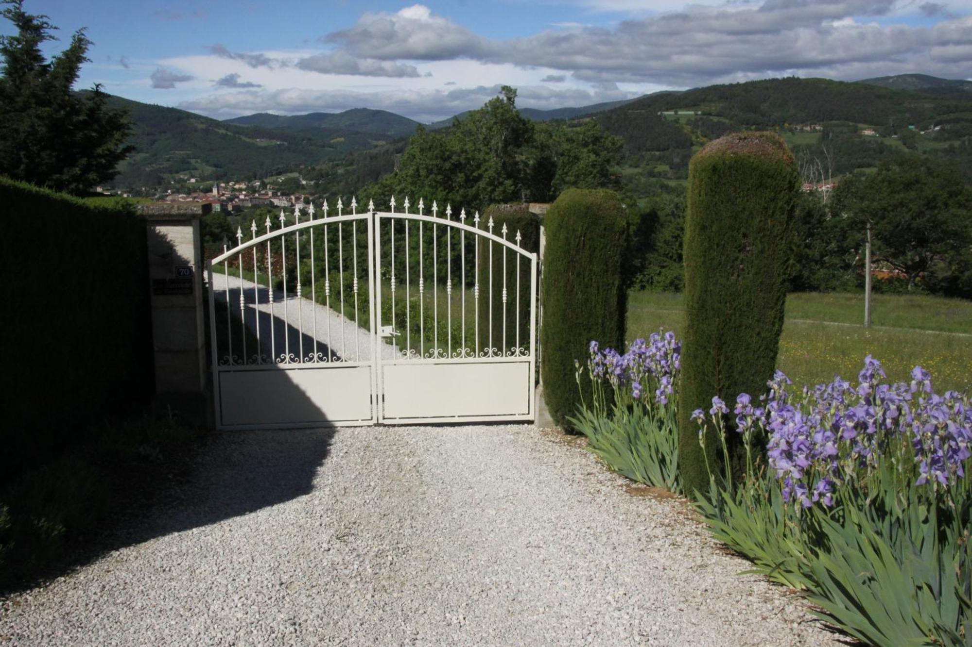 La Bastide De Fontaille Bed & Breakfast Saint Felicien Bagian luar foto