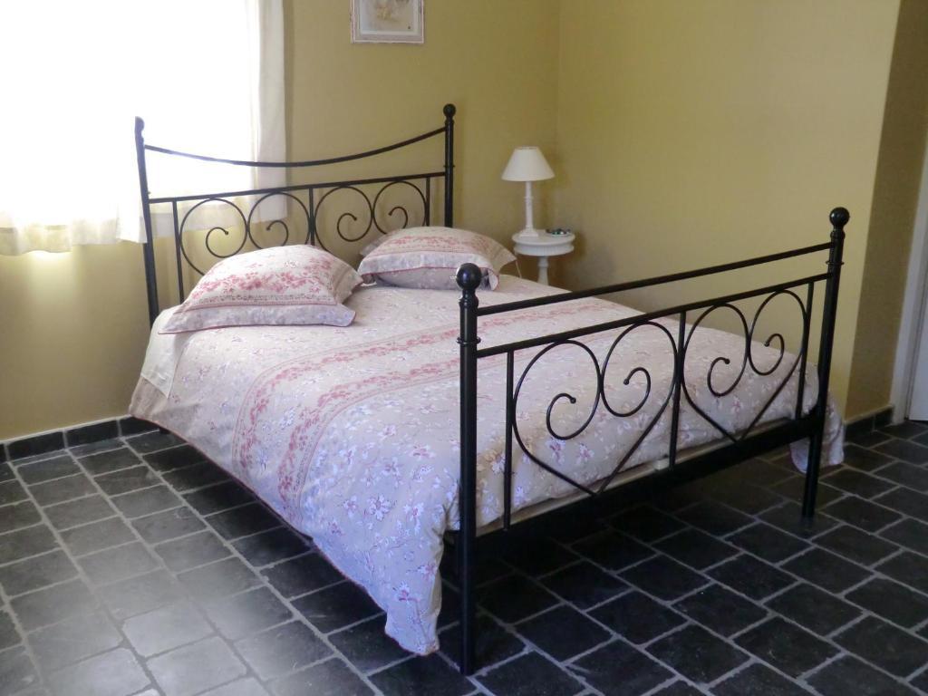 La Bastide De Fontaille Bed & Breakfast Saint Felicien Ruang foto